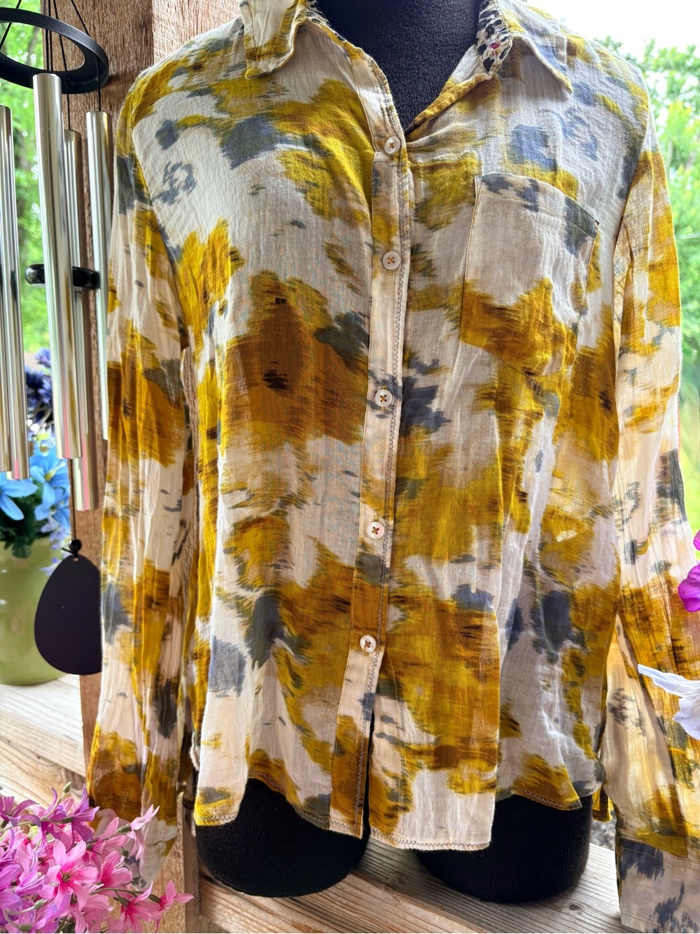 Anthropologie Holding Horses Brushstrokes Print Roll Tab Sleeve Button  Blouse